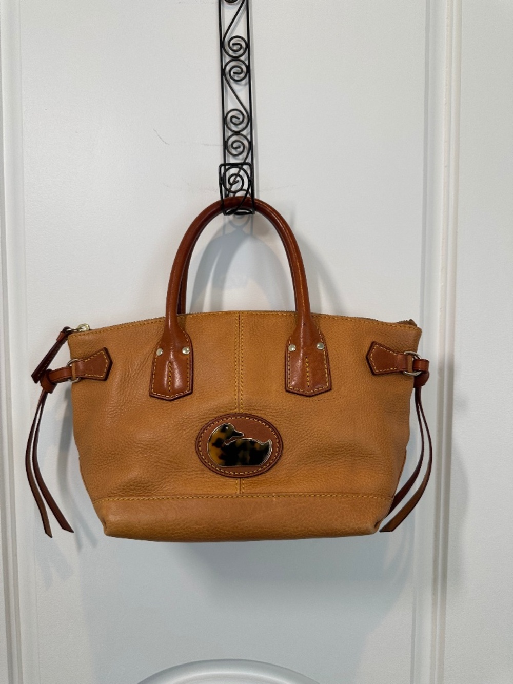 Dooney & Bourke small satchel